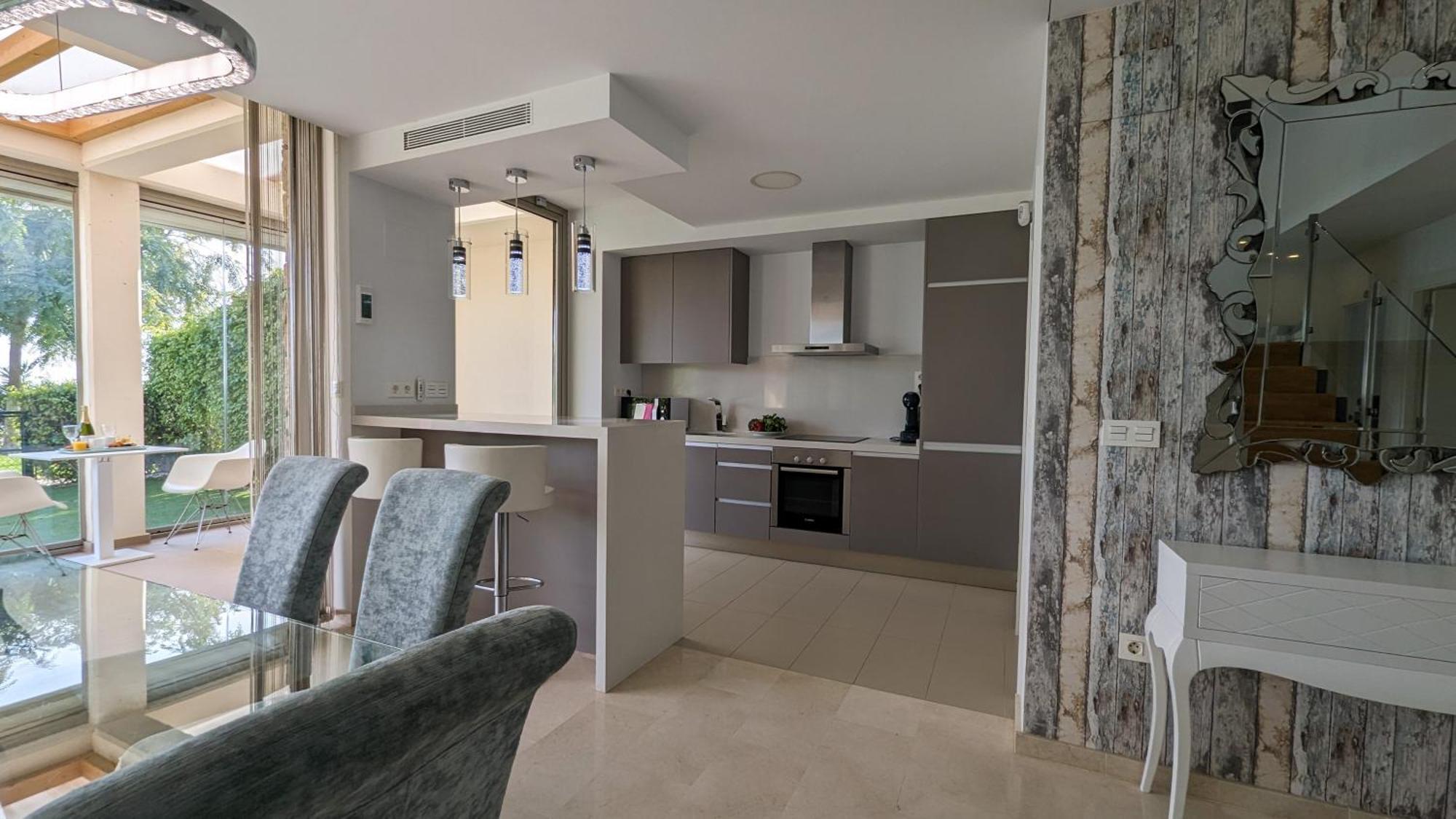 Paradise Beachfront Luxury Villajoyosa